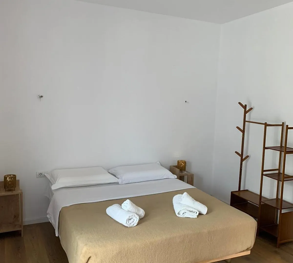 Hotel Vellezrit Guri Theth